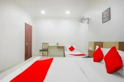 Hotel Thalapathi by OYO Rooms