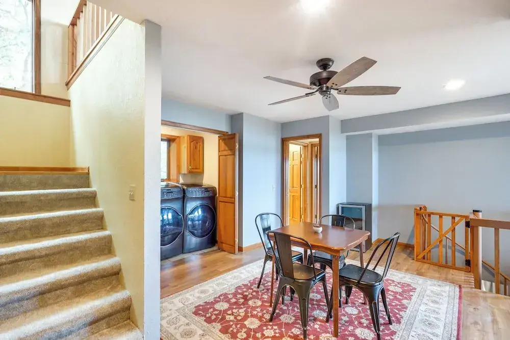 Spacious Osage Beach Home w/ Panoramic Lake Views