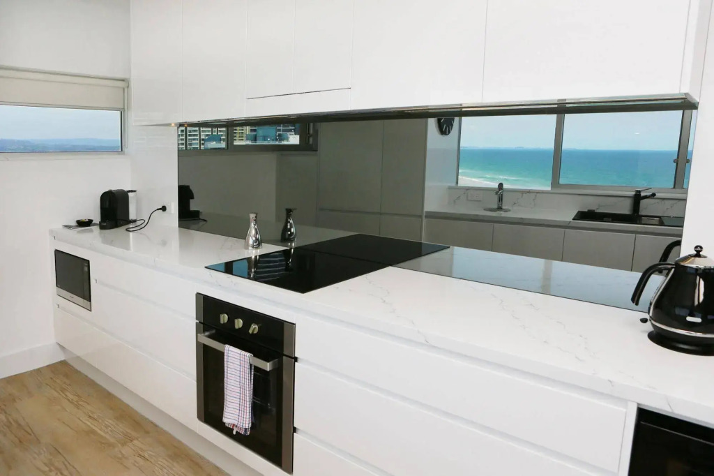 Narrowneck Court Holiday Apartments