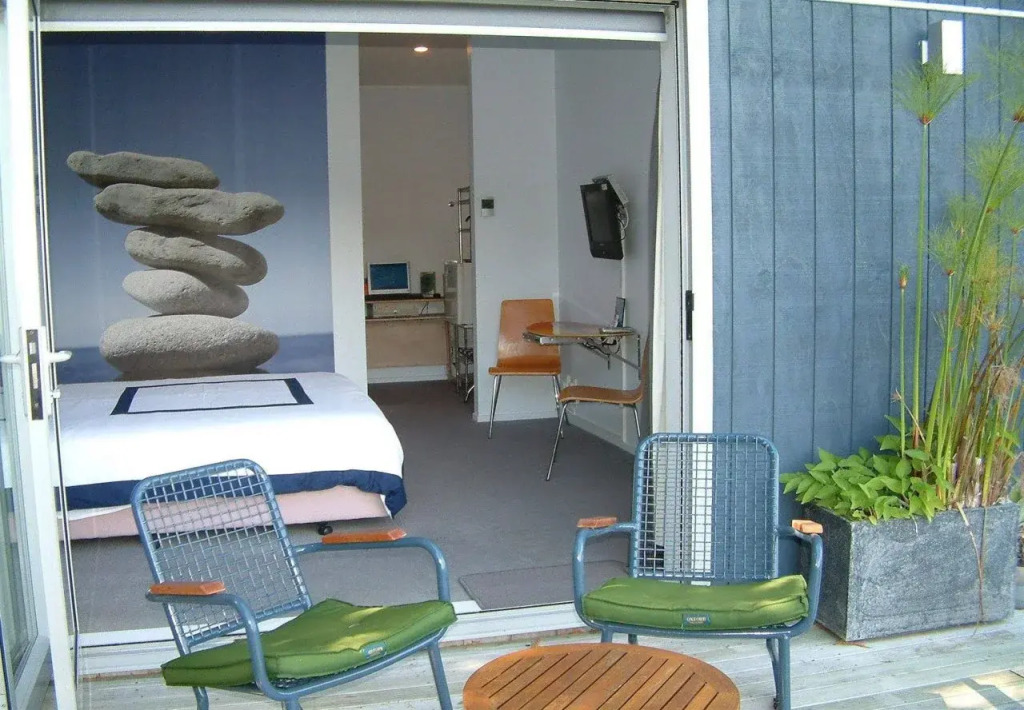 Baystay Bed and Breakfast