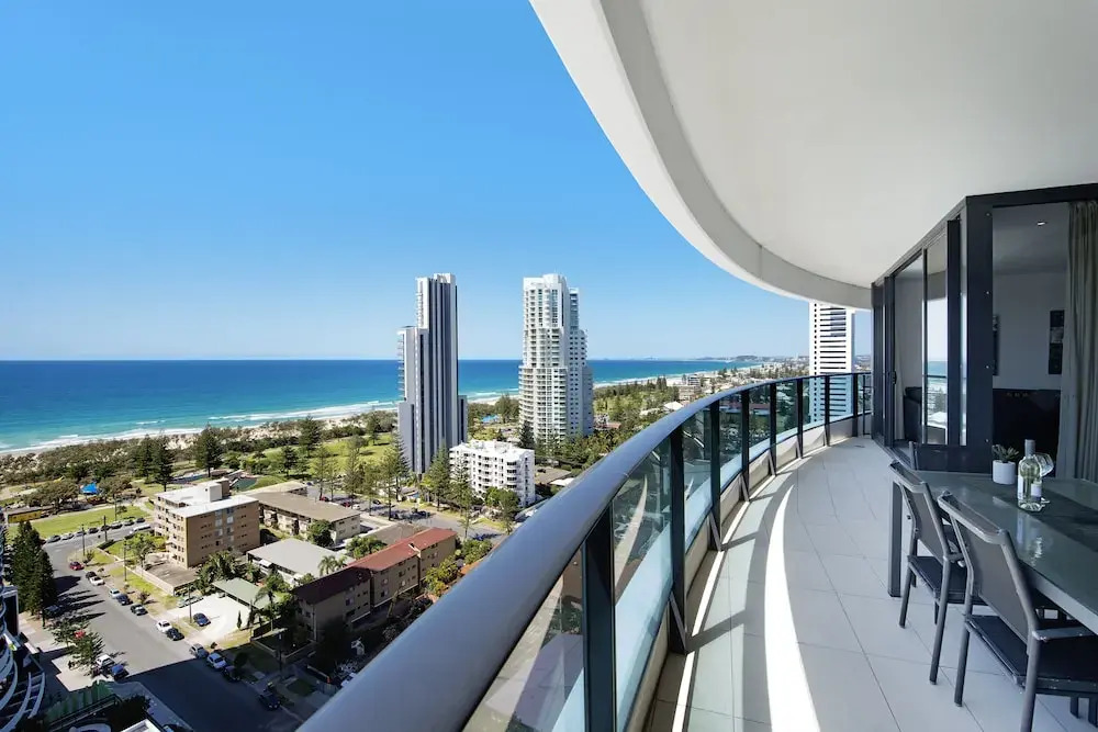 Oracle Sleek & Stylish 2 Bedroom Ocean View