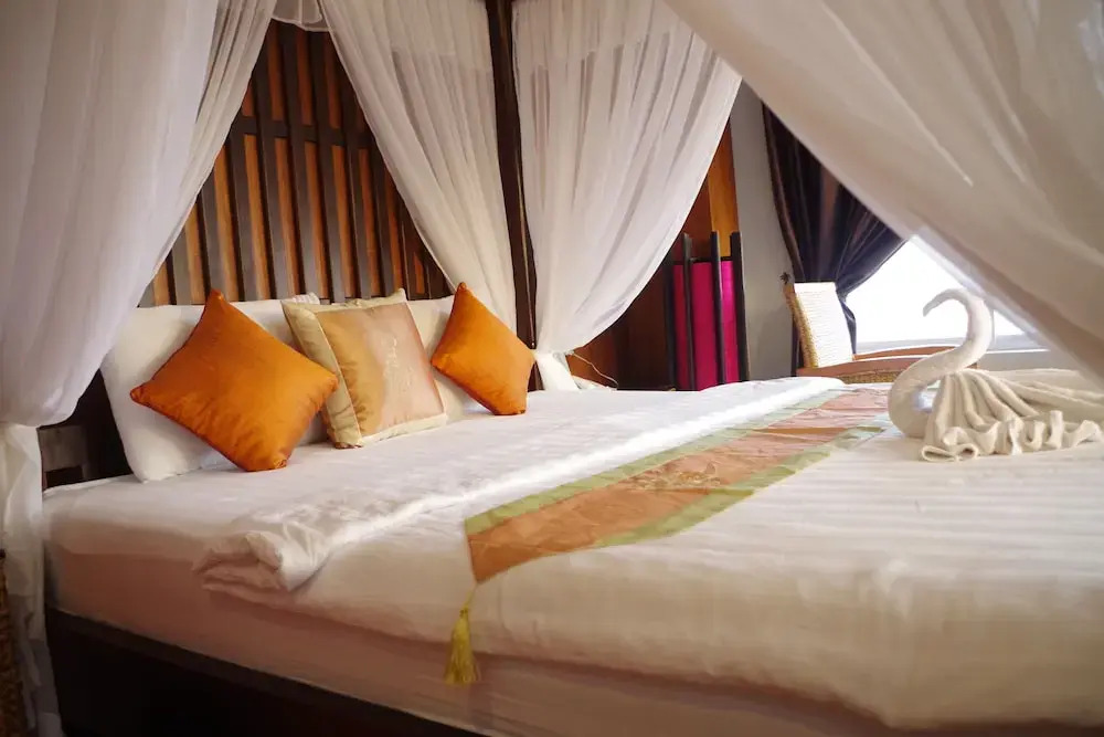 Ocean Breeze Hotel