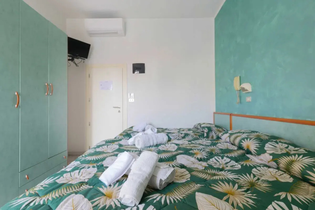 Hotel Diamante COLAZIONE XL PARCHEGGIO GRATIS A 5 CHILOMETRI DA RIMINI FIERA
