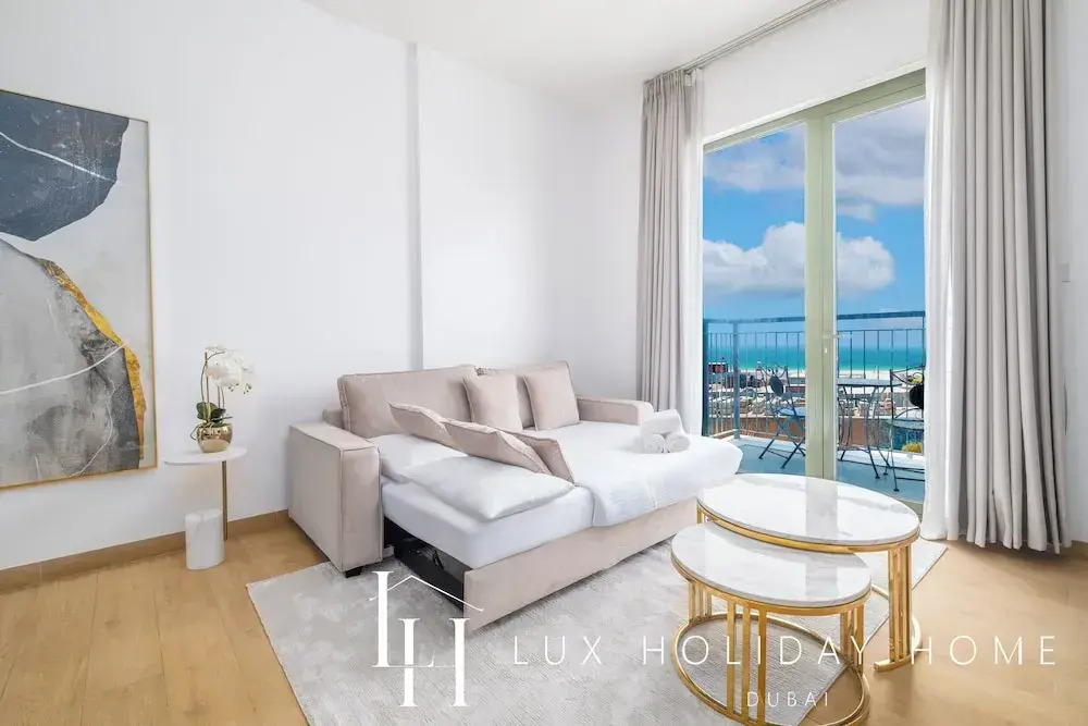 LUX  The La Mer Sea View Suite 3