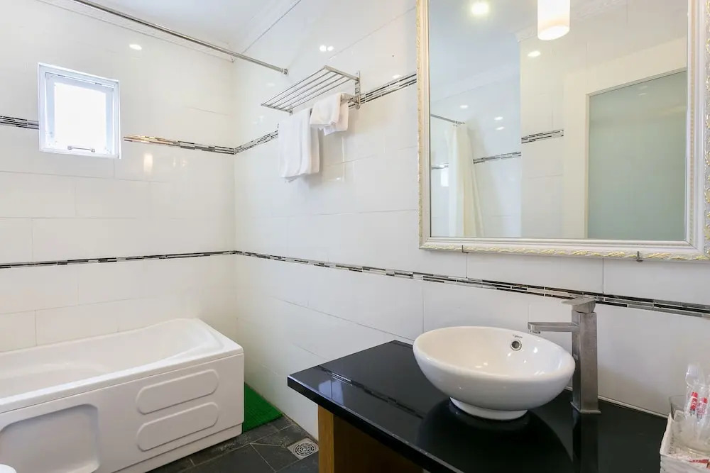 Yuri SaiGon Service Aparment