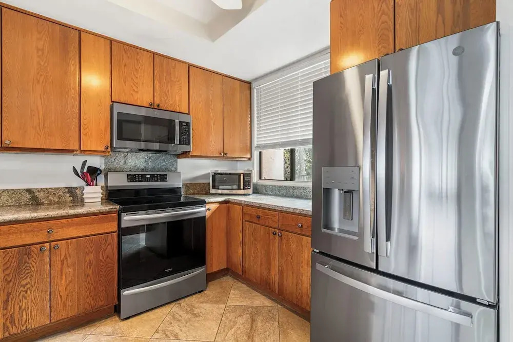 2 Bedrooms + Loft - Sleeps 6 - Ocean & Golf Views - Lanai - Vrkcv