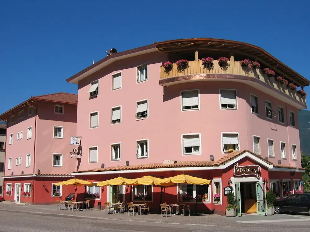Victory Hotel Ristorente Pizzeria