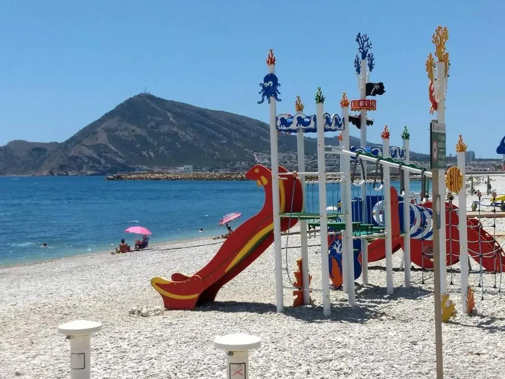 50 Meters to Beach! AC - Wifi -Near City Center