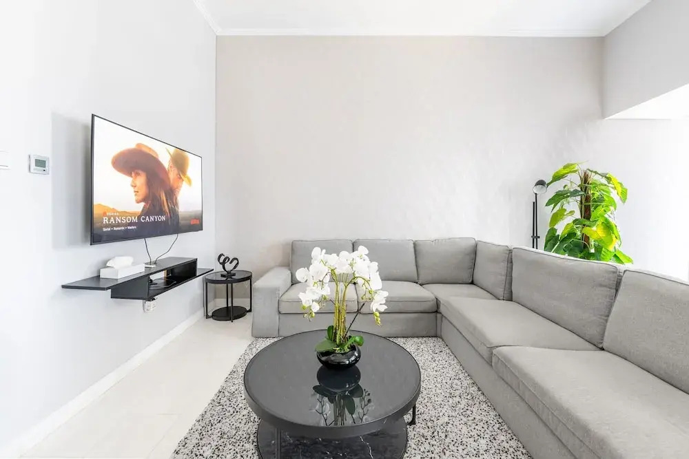 Iconic Marina Stay Cayan Tower 2BR