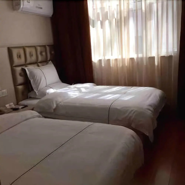 Super 8 Hotel