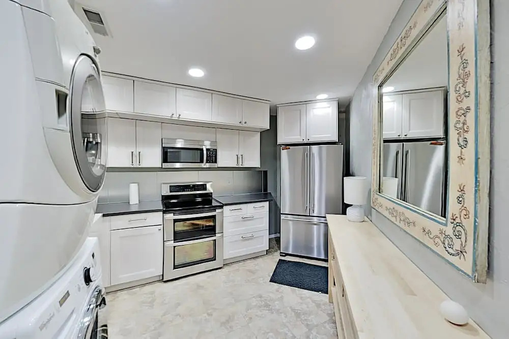 Jeremy Ranch : Hot Tub, Garage & 2 Kitchens 5 Bedroom Home