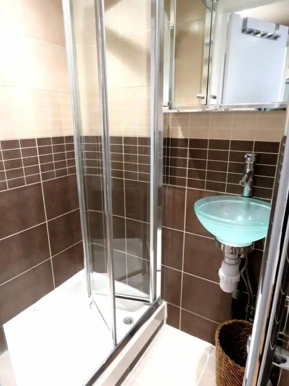 22 43 Clanricarde Gardens Studio