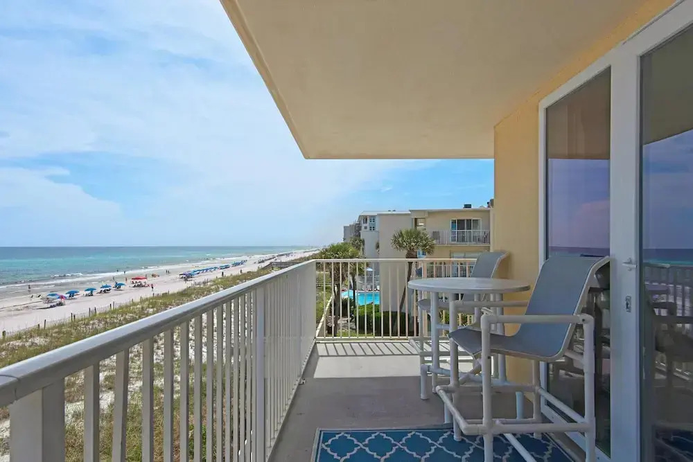 Sea Dunes 304