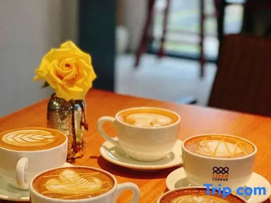 Ning Bo Han Ling Wu Yi Shan Ju Homestay