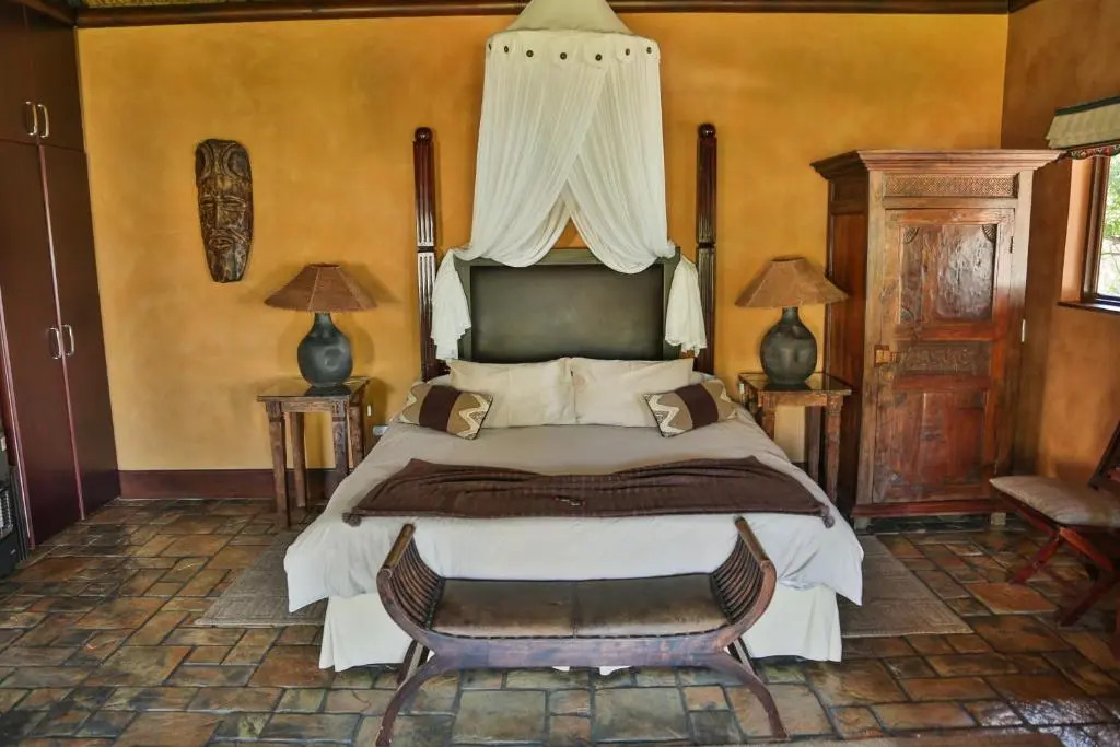 Waterside Lodge