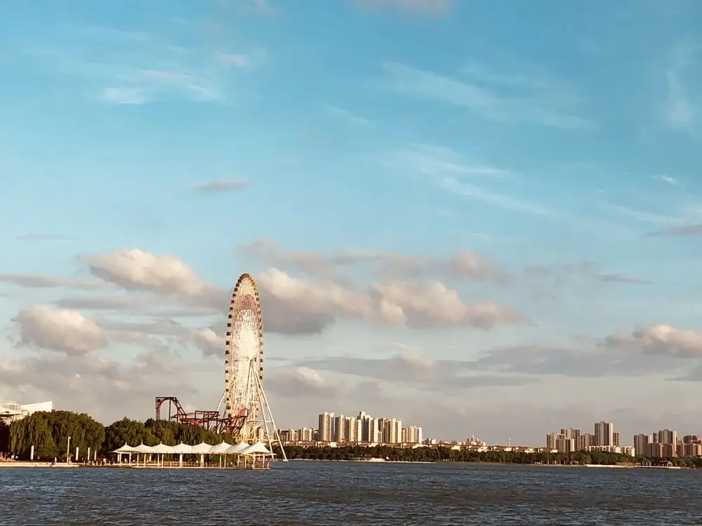 Suzhou Artrip Holiday Hotel