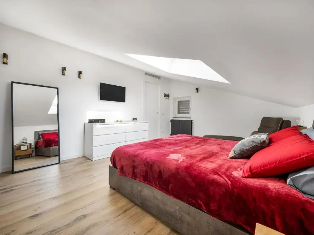 Lu's House - Cozy and Stylish Apartment with patio