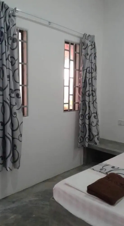 WalkiN Guest House