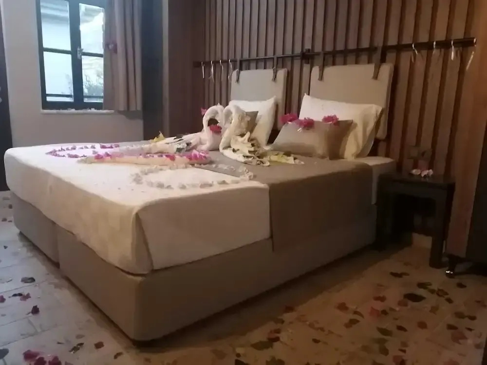 Oli̇vi̇a Hotel