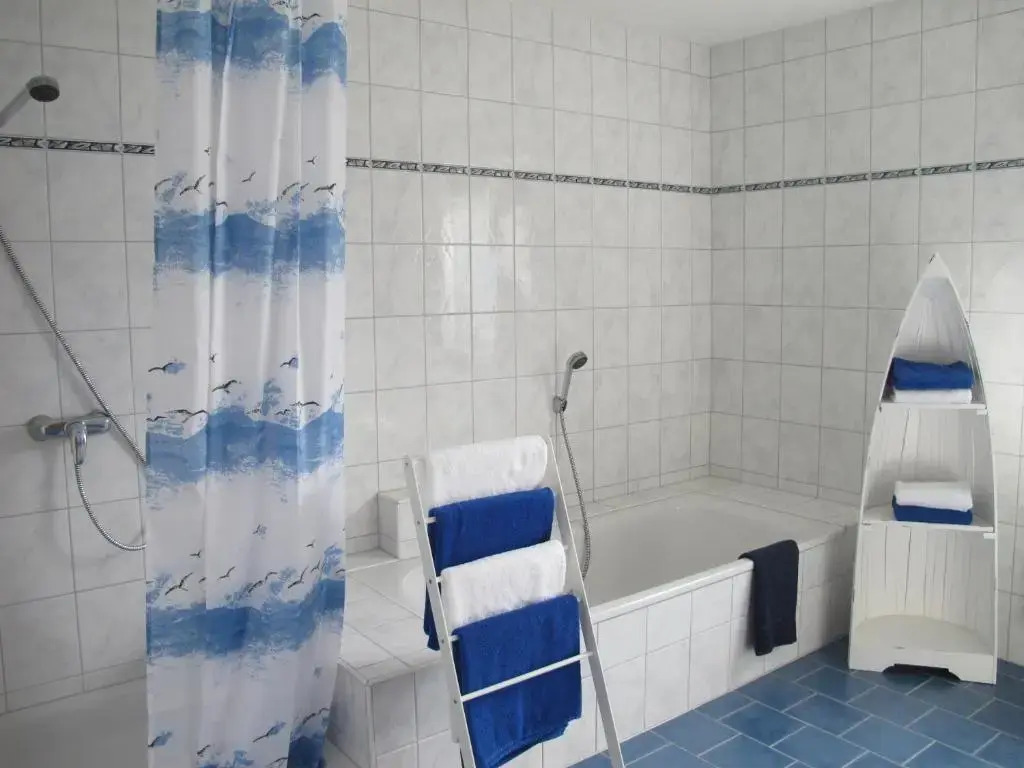 Ferienwohnung Pracht - großzügige FeWo ab 75 qm