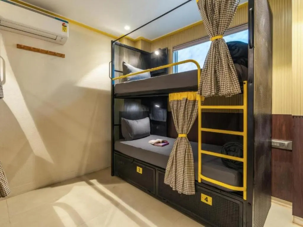 The Hosteller Mumbai, International Airport