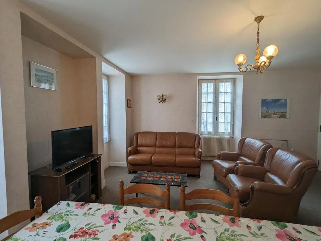 Maison spacieuse avec cour et cheminée au cœur du Parc Naturel de la Brenne - FR-1-591-229
