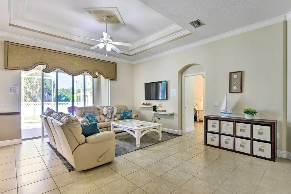 Rotonda West Home w/ Heated Pool, 5 Mi to Beach!