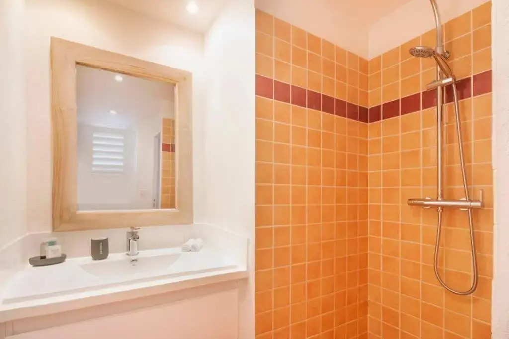 Villa Aquamarine, 2 bedroom beach house and private pool, Orient beach