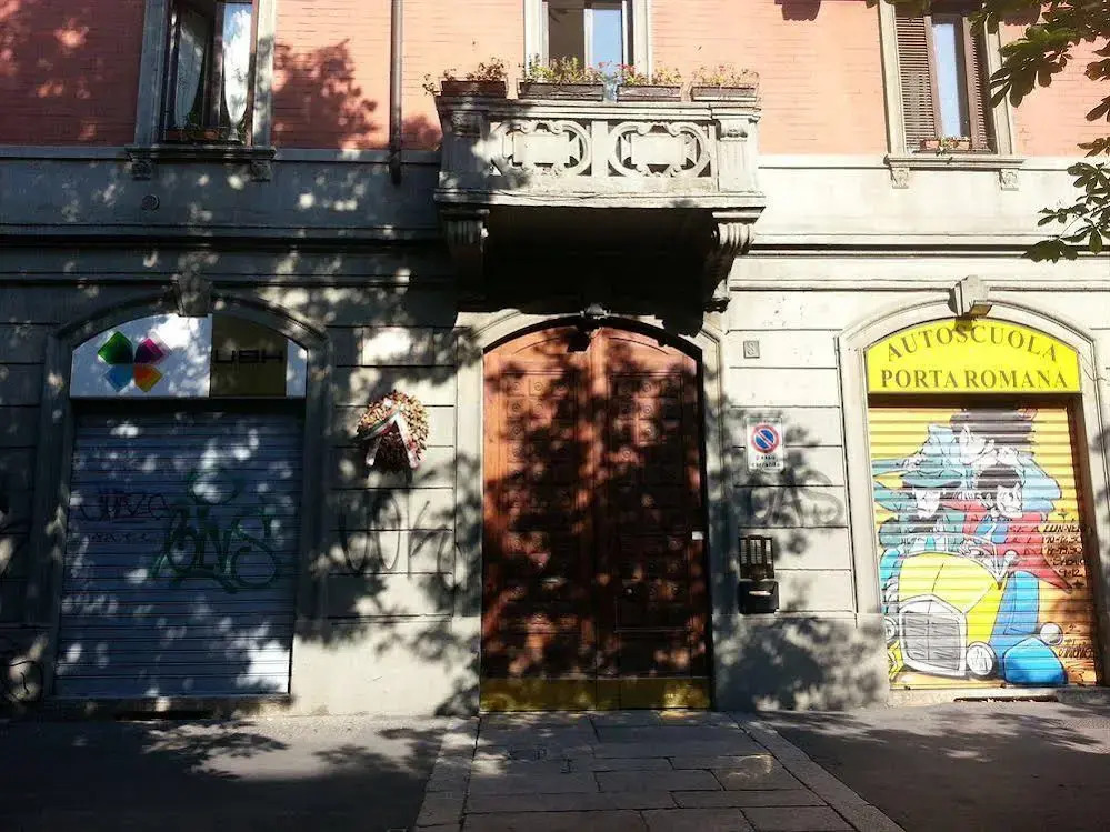 Active Rent Lazzaro Papi