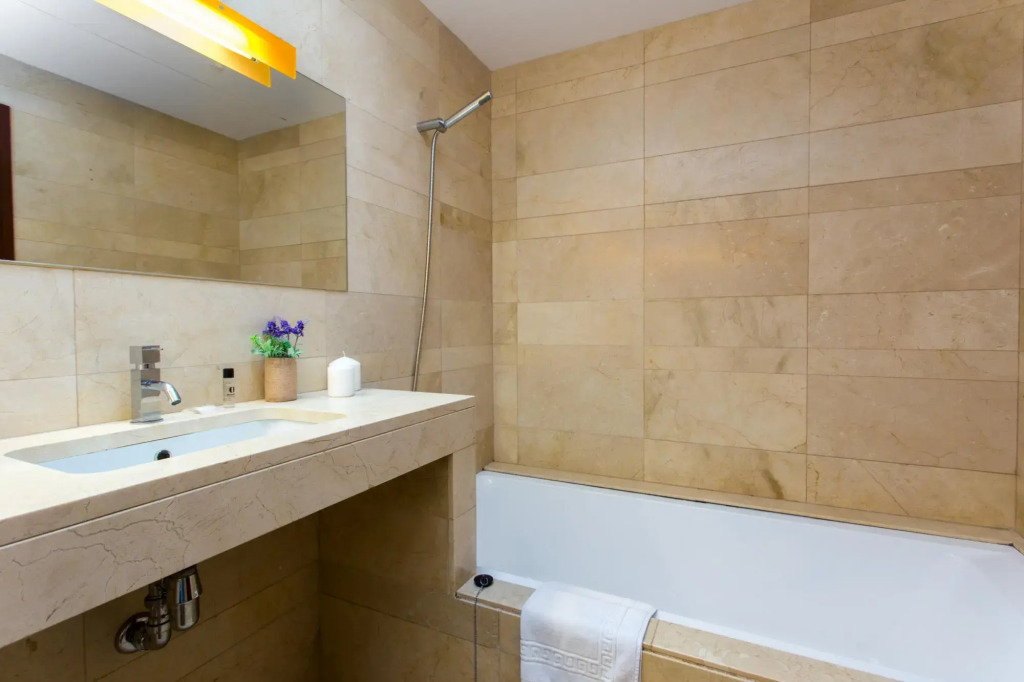 Limonium Deluxe Villa with Private Pool, TarracoHomes