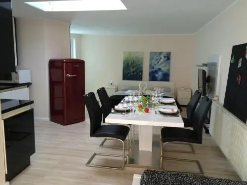 Studio Apartment L.Y.M.A.