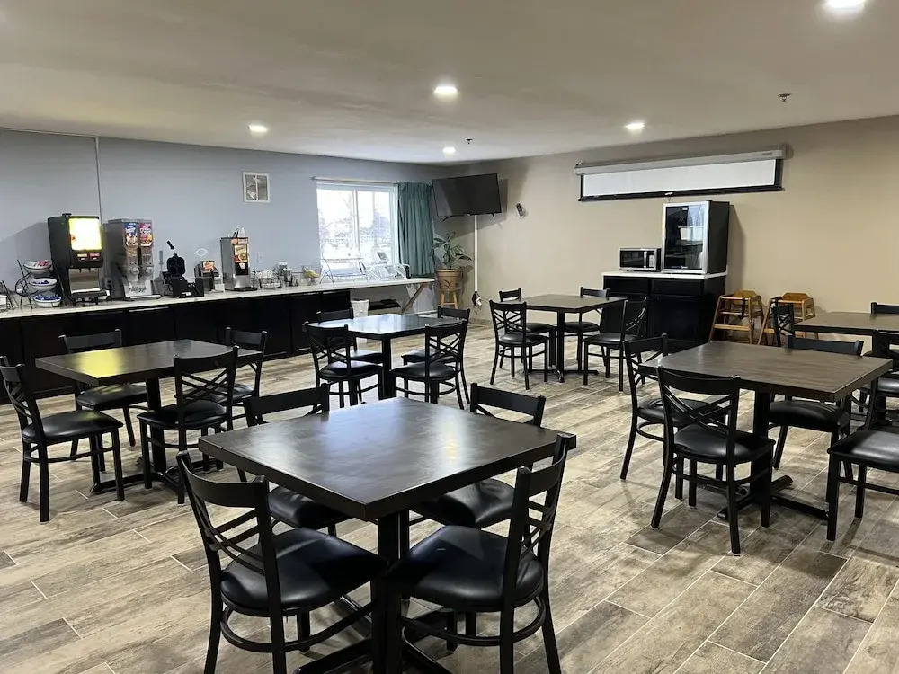 Super 8 by Wyndham Escanaba