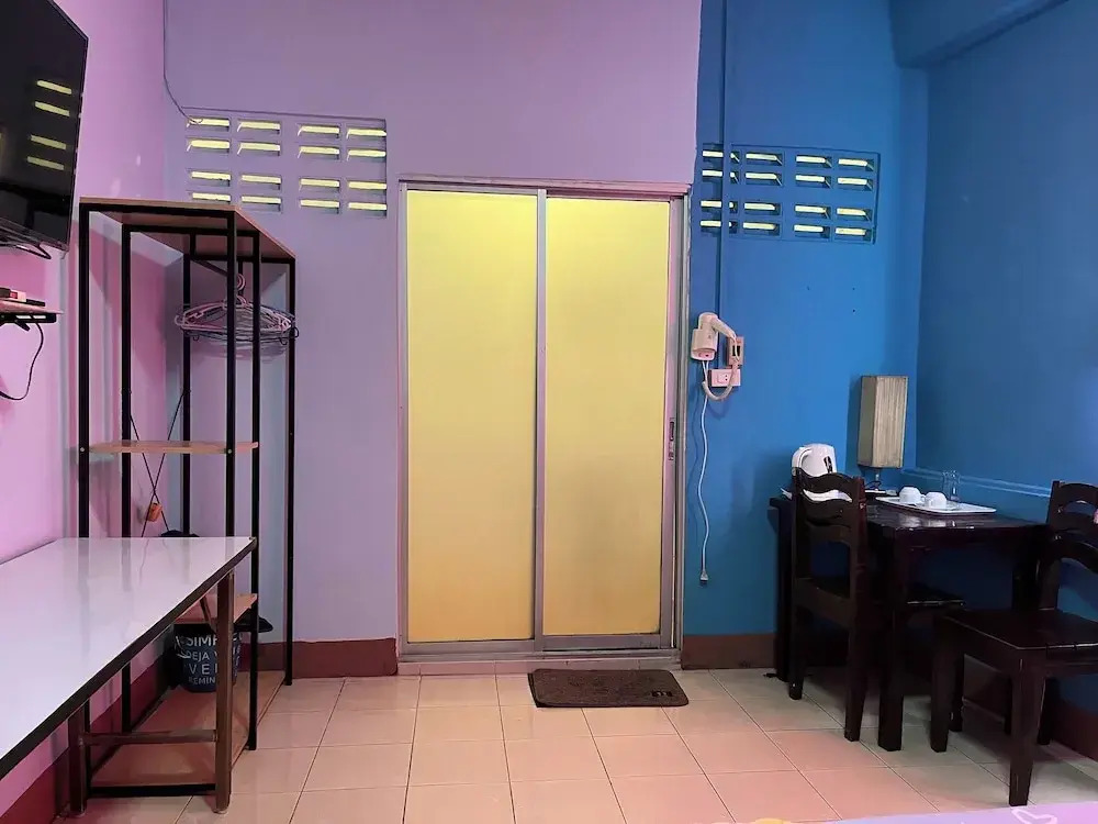 Baan Picha 2