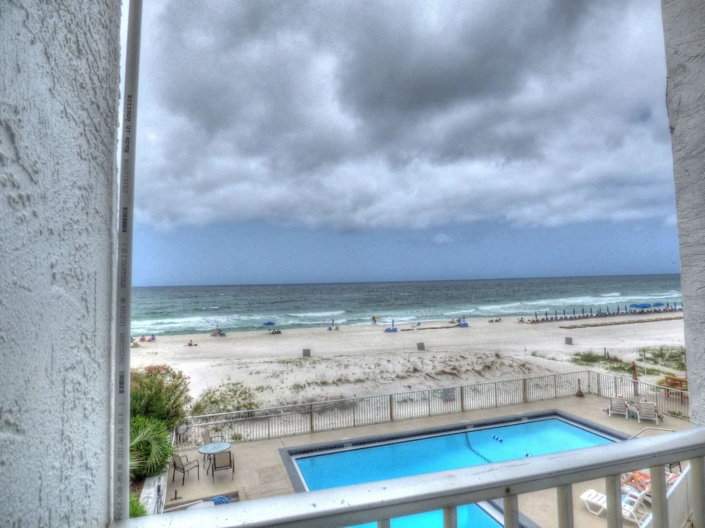 Pet Friendly Gulf Views On the Beach Steps Away 2nd Floor Private Deck
