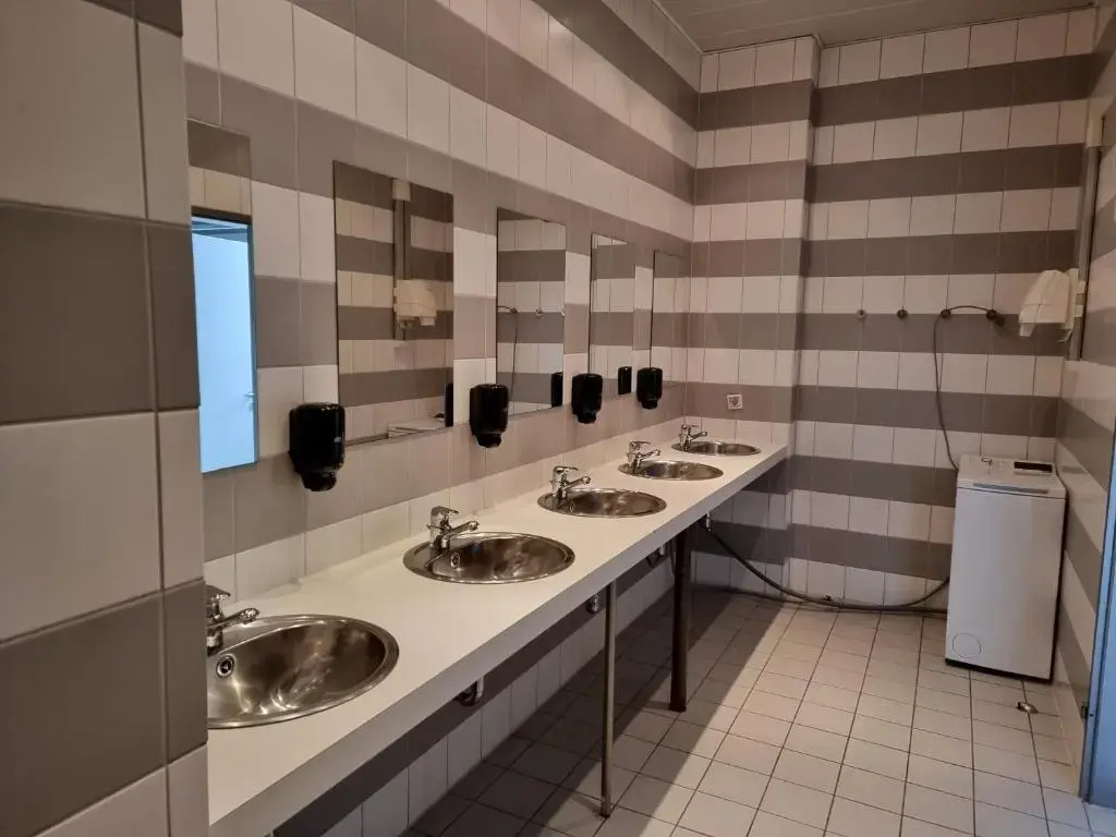 LaOla Living - Hostel