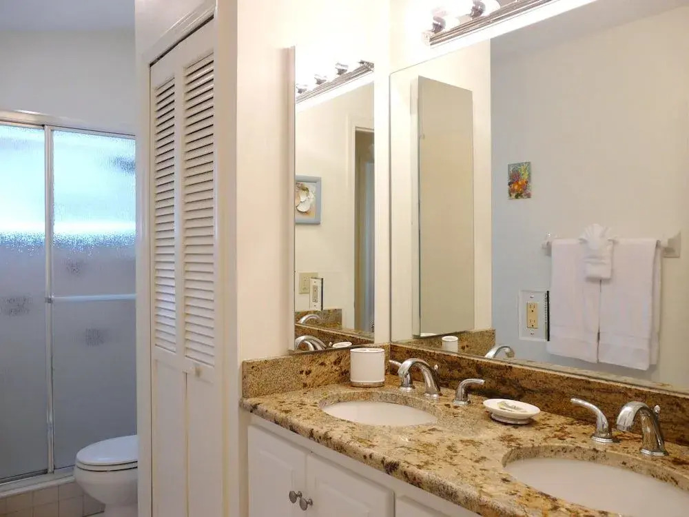 Pet-friendly home with southern exposure and pool