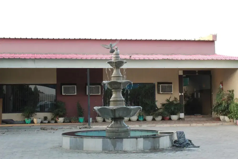 JPS Resort with Swimming Pool Near IMT Manesar