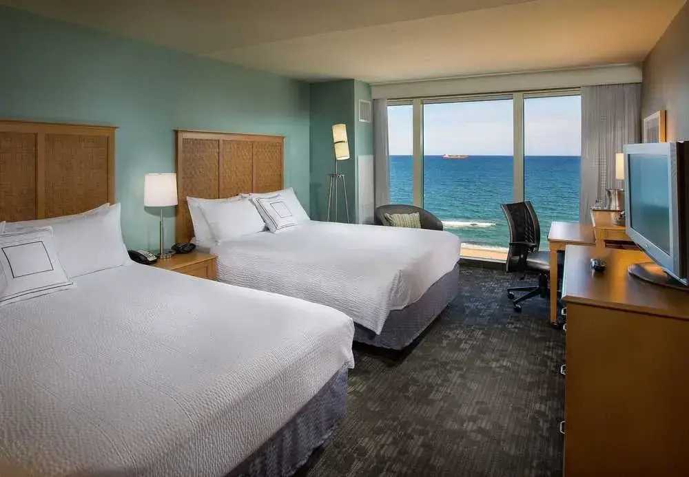 Courtyard by Marriott Oceanside Fort Lauderdale Beach