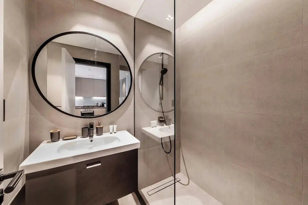 Premium 1BR Apartment at 15 Northside