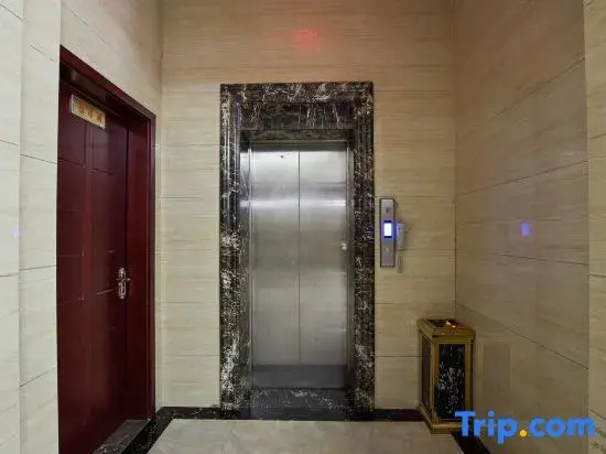 Fenglin Hotel