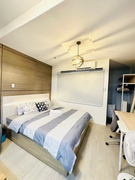 Malate Bayview Mansion city view