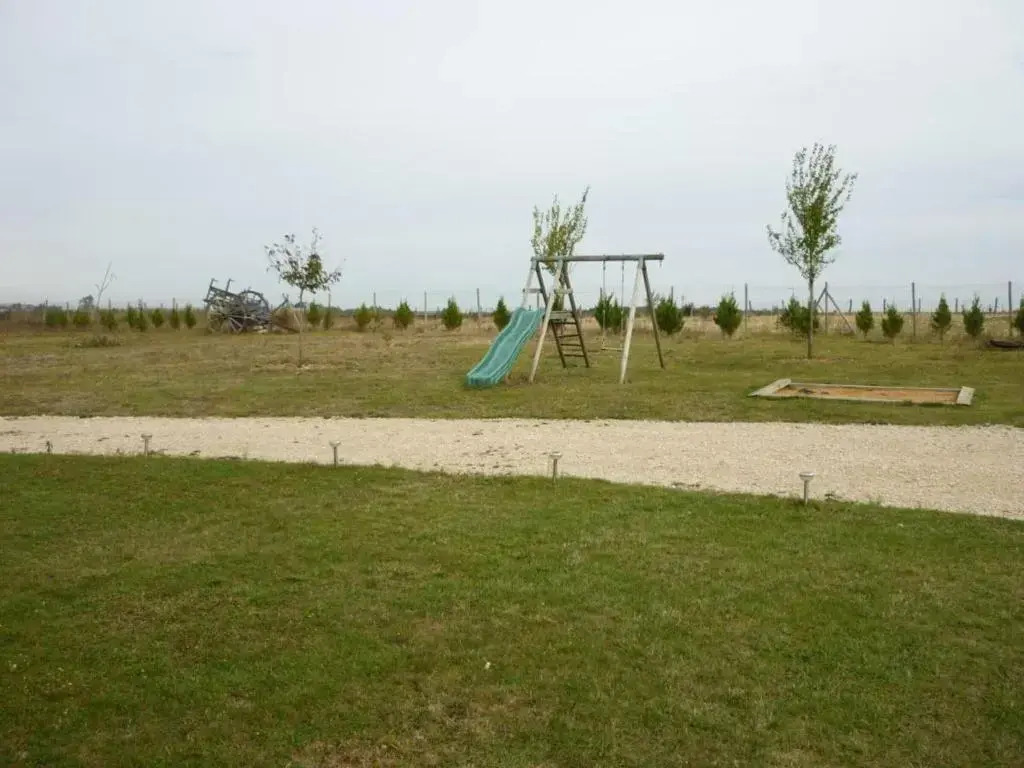 Gîte Averdon, 4 pièces, 8 personnes - FR-1-491-54