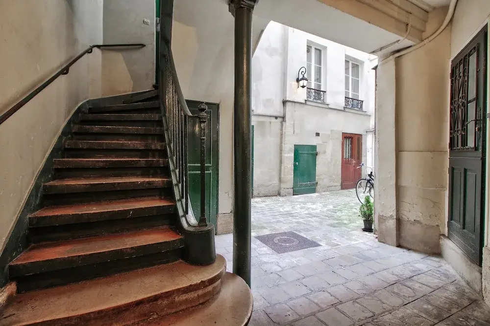 Luxury apt in the heart of Paris - 2BR