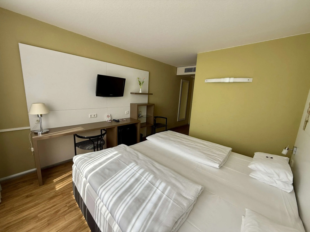 ARVENA Messe Hotel