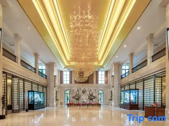 Sparkling Legend  Apartment