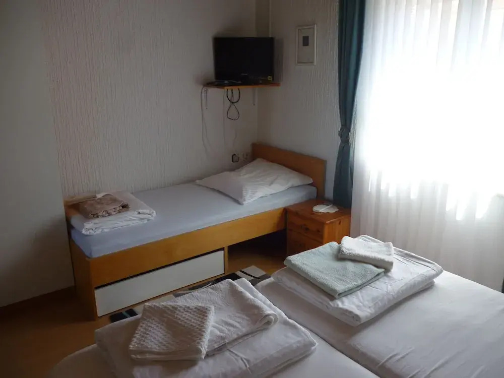 Apartments Zaterini-on Quiet Location