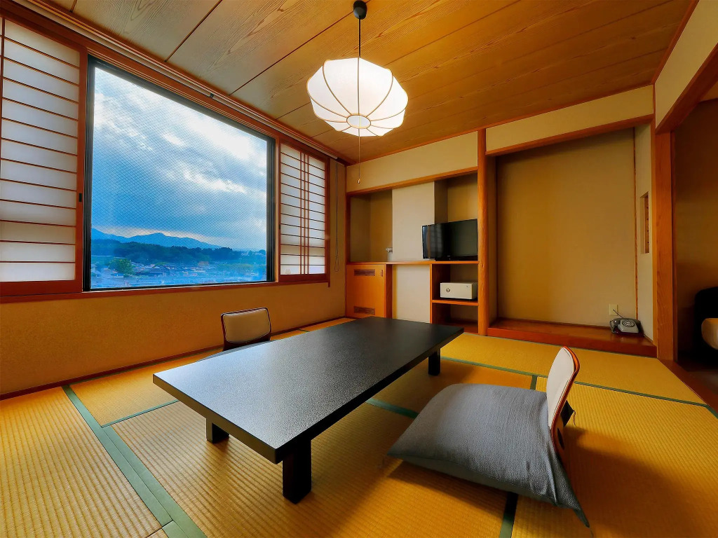 Mikuma Hotel