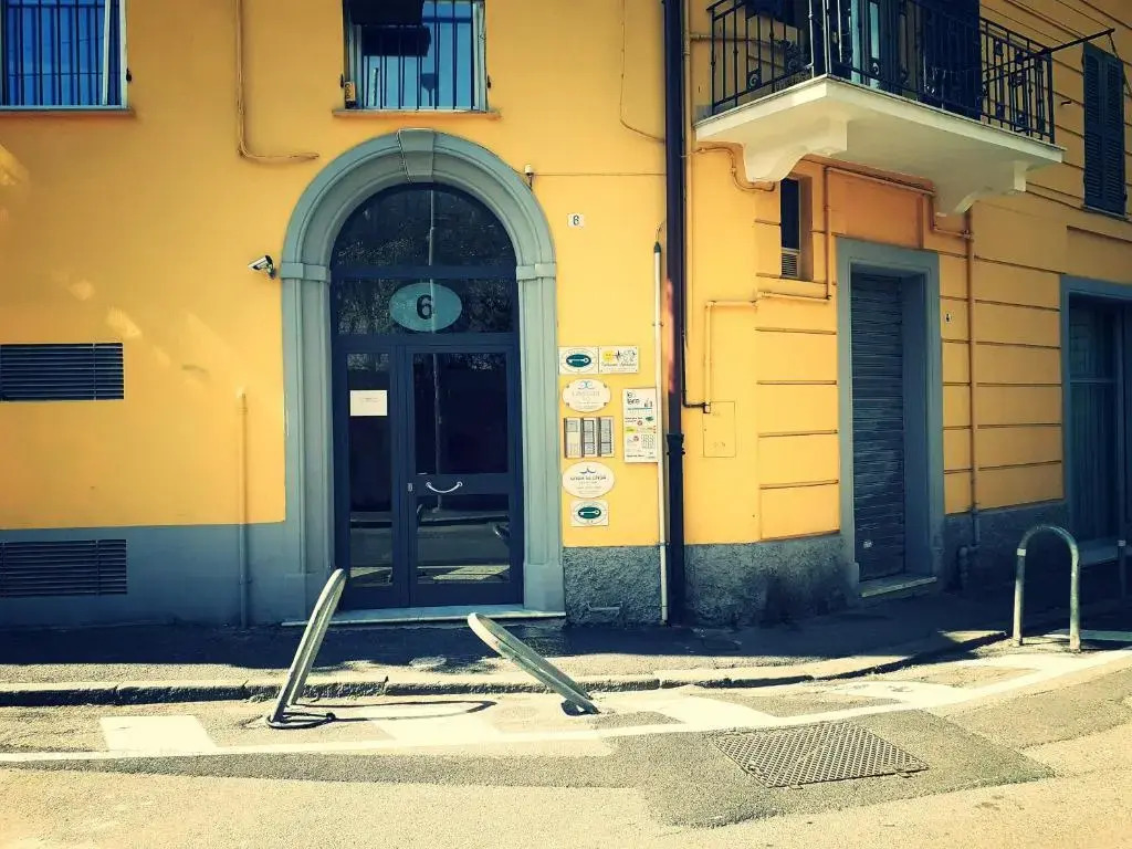 La Maison des Caprices_ La Spezia _Stazione_5Terre