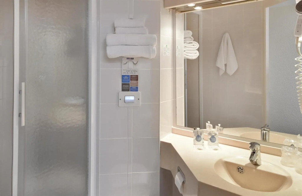 Kyriad Hotel Lyon Givors