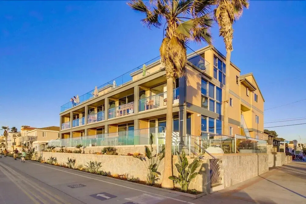 Residence Club I 2 Bedrooms 3 Bathrooms Townhouse
